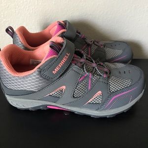 NEW Merrell Select Grip Shoes